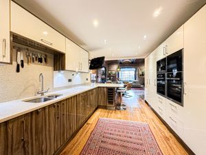 Photo 22- click for photo gallery